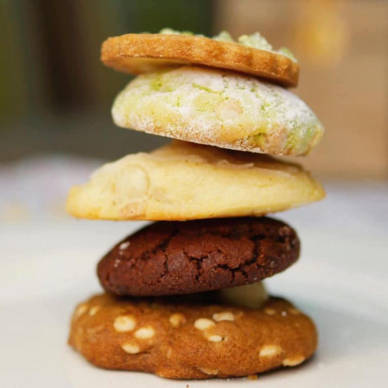 Delivery: Cookie… Cookie … starts with C … at Art of Eat!